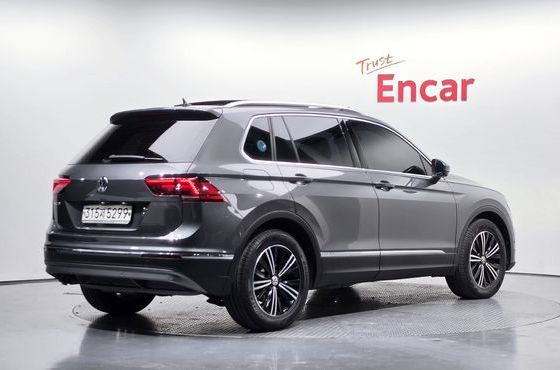 Volkswagen Tiguan 2.0 TDI Prestige — пробег 44 373 км — фото 2 из 5