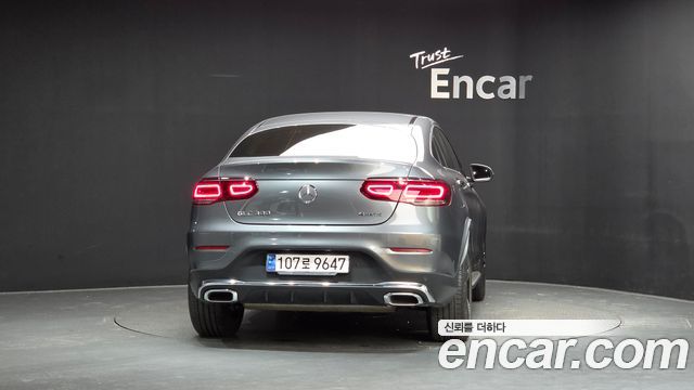 Mercedes-Benz GLC-Class GCL300 4MATIC Coupe — пробег 60 083 км — фото 4 из 5
