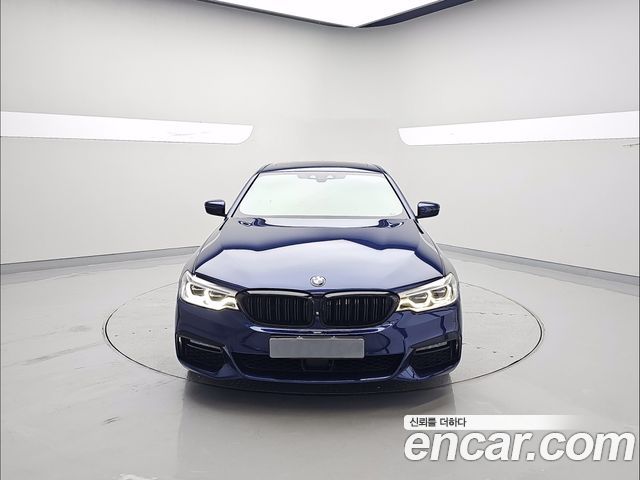 BMW 5-Series 530i M Sport Package Plus — пробег 125 078 км — фото 3 из 5