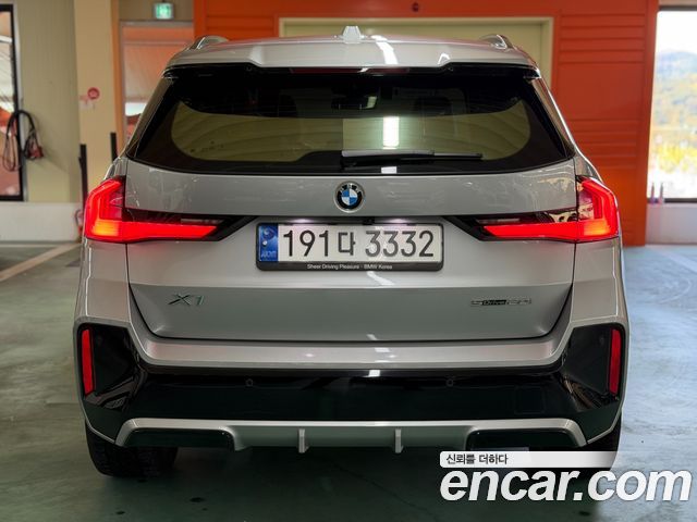 BMW X1 sDrive 20i M Sport — пробег 40 516 км — фото 4 из 5