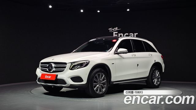 Mercedes-Benz GLC-Class GLC350e 4MATIC Premium — пробег 80 589 км — фото 1 из 5