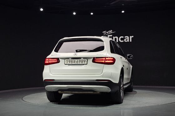 Mercedes-Benz GLC-Class GLC350e 4MATIC Premium — пробег 80 589 км — фото 4 из 5