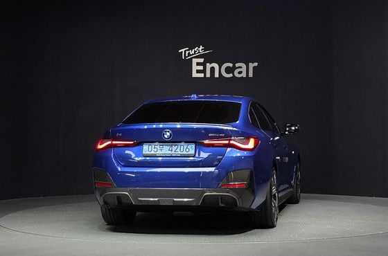 BMW i4 eDrive40 M Sports Pro — пробег 54 808 км — фото 4 из 5