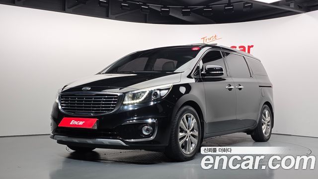 Kia Carnival 9-seater Prestige — пробег 67 731 км — фото 1 из 5