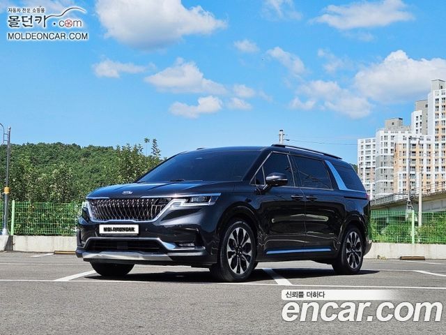 Kia Carnival Diesel 9-Seater Signature — пробег 65 904 км — фото 1 из 5