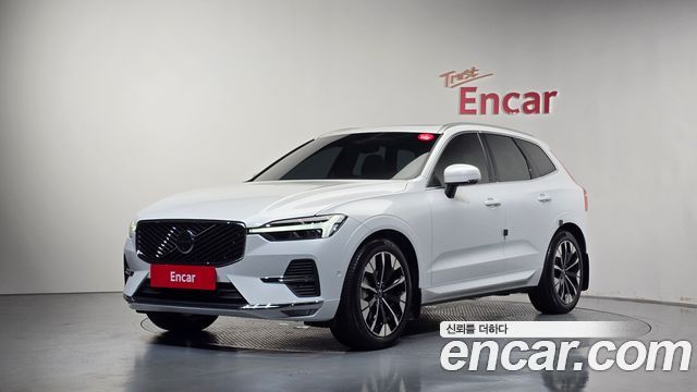 Volvo XC60 B5 Ultra Bright Air Sus — пробег 6 927 км — фото 1 из 5