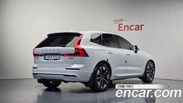 Volvo XC60 B5 Ultra Bright Air Sus — пробег 6 927 км — фото 2 из 5