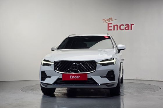 Volvo XC60 B5 Ultra Bright Air Sus — пробег 6 927 км — фото 3 из 5