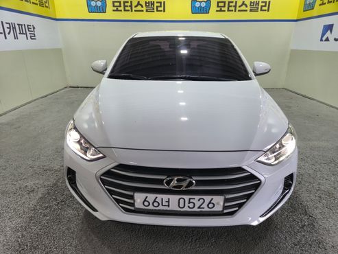Hyundai AVANTE 1.6 GDI Modern special — пробег 139 000 км — фото 1 из 5