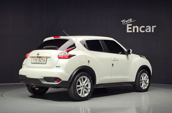 Nissan Juke 1.6 SV F15 — пробег 37 595 км — фото 2 из 5