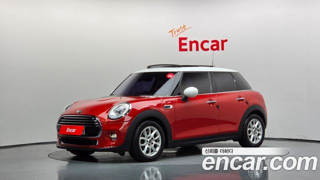 Mini Cooper 5Door HIGH 3rd — пробег 83 096 км — фото 1 из 5