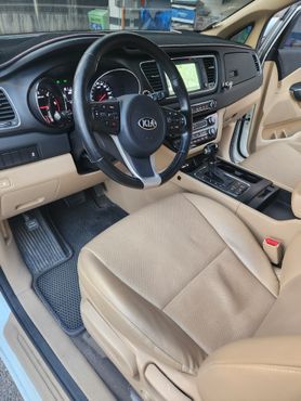 Kia Carnival 9-seater Luxury — пробег 184 000 км — фото 5 из 5