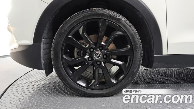 Ssangyong TIBOLI из Кореи Encar