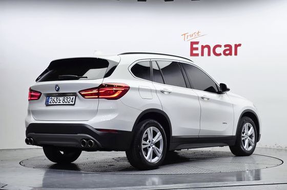 BMW X1 xDrive 18d — пробег 124 476 км — фото 2 из 5