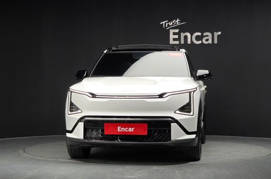 Kia EV5 Long Range 2WD GT Line — пробег 6 723 км — фото 3 из 5