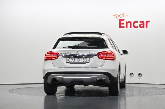 Mercedes-Benz GLA-Class GLA200 d 4MATIC — пробег 256 697 км — фото 4 из 5