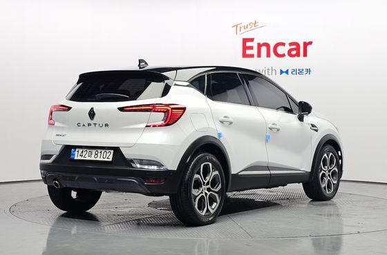 Renault (Samsung) Captur 1.3 TCe Edition Paris — пробег 60 341 км — фото 2 из 5