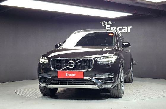 Volvo XC90 D5 Momentum — пробег 139 811 км — фото 3 из 5