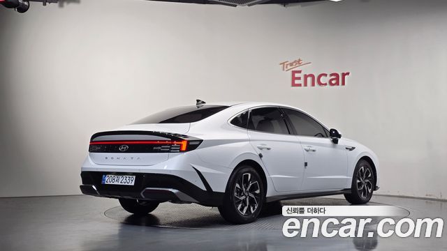 Hyundai Sonata 2.0 Exclusive — пробег 6 135 км — фото 2 из 5