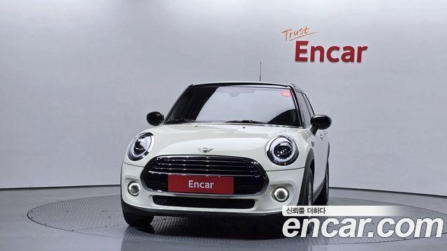 Mini Cooper 5Door Standard 3rd — пробег 38 930 км — фото 3 из 5