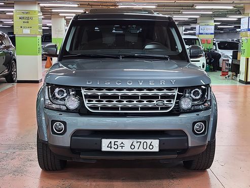 Land Rover Discovery 3.0 SDV6 SE — пробег 105 841 км — фото 1 из 3