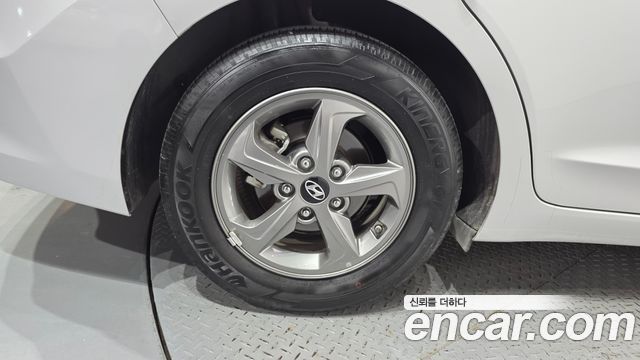 Hyundai AVANTE 1.6 GDI Smart — пробег 29 447 км — фото 5 из 5