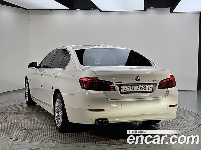 BMW 5-Series 520d xDrive — пробег 206 000 км — фото 3 из 5