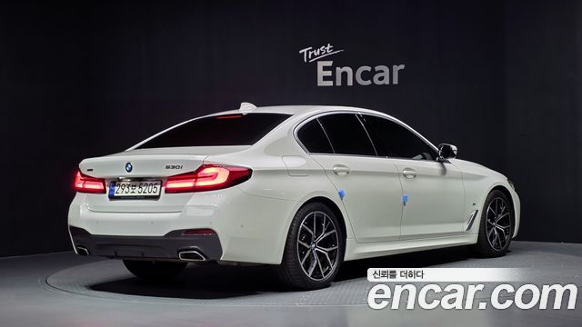 BMW 5-Series 530i xDrive M Sport Package — пробег 89 937 км — фото 2 из 5