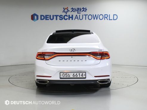 Hyundai Grandeur 2.2 Diesel Premium — пробег 108 373 км — фото 4 из 5