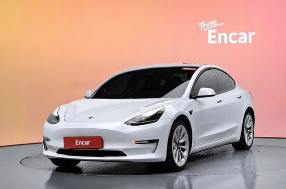 Tesla Model 3 Long Range AWD — пробег 74 077 км — фото 1 из 5