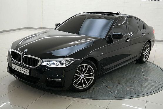 BMW 5-Series 520d M Sport Package Plus — пробег 169 462 км — фото 1 из 5