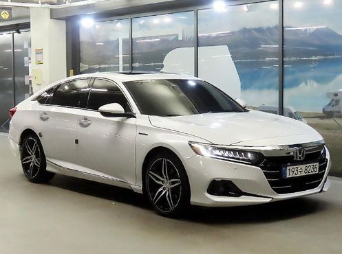 Honda Accord 2.0 Hybrid Touring — пробег 77 745 км — фото 1 из 5
