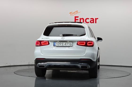 Mercedes-Benz GLC-Class GLC300e 4MATIC — пробег 85 886 км — фото 4 из 5