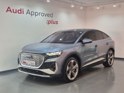 Audi Q4 e-tron 45 Premium Sportback — пробег 970 км — фото 1 из 5