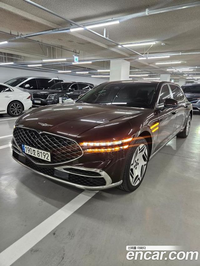 Genesis G90 Gasoline 3.5 Turbo e-S/C AWD LWB — пробег 178 947 км — фото 1 из 5