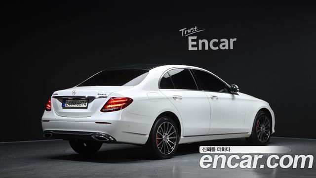 Mercedes-Benz E-Class из Кореи Encar