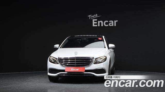 Mercedes-Benz E-Class из Кореи Encar