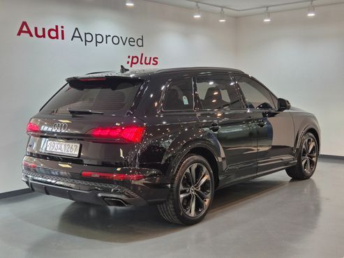 Audi Q7 55 TFSI Quattro Premium — пробег 7 120 км — фото 2 из 5