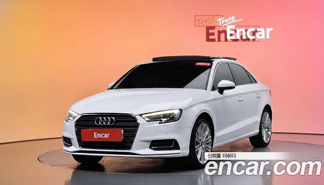 Audi A3 40 TFSI 8V — пробег 54 676 км — фото 1 из 5