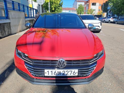Volkswagen Arteon 2.0 TDI Premium — пробег 121 717 км — фото 2 из 5