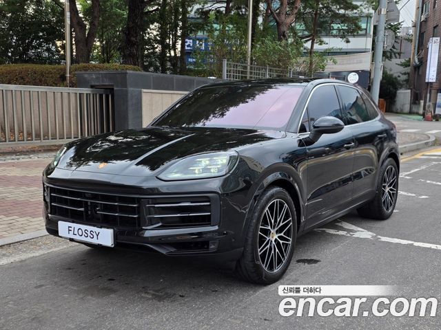 Porsche Cayenne 3.0 — пробег 17 500 км — фото 1 из 5
