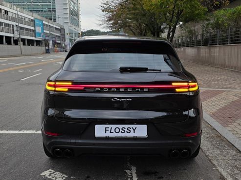 Porsche Cayenne 3.0 — пробег 17 500 км — фото 4 из 5