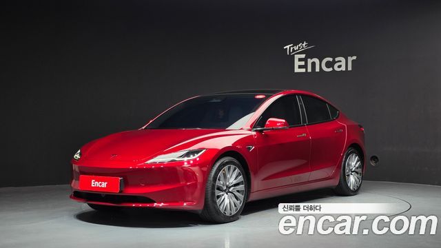 Tesla Model 3 RWD — пробег 5 826 км — фото 1 из 5