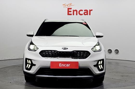 Kia Niro 1.6 HEV Noblesse Special — пробег 143 684 км — фото 3 из 5
