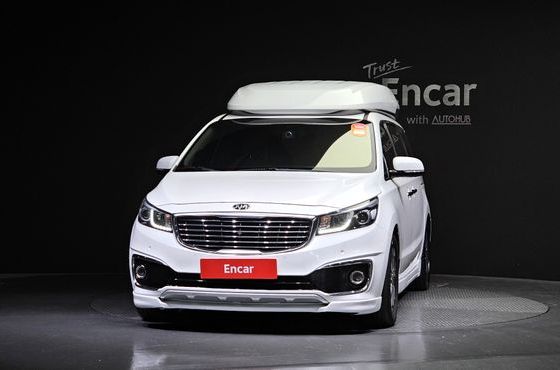 Kia Carnival 9-seater Hi-Limousine Prestige — пробег 130 454 км — фото 3 из 5