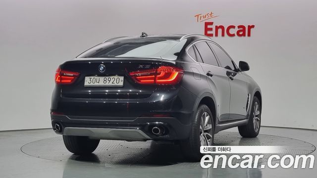 BMW X6 xDrive 30d — пробег 76 989 км — фото 2 из 5