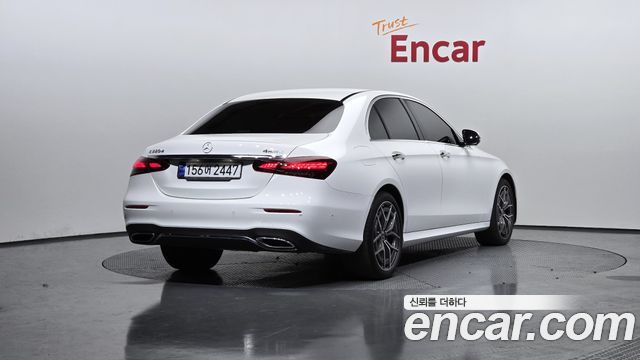 Mercedes-Benz E-Class E220d 4MATIC AMG Line — пробег 30 395 км — фото 2 из 5