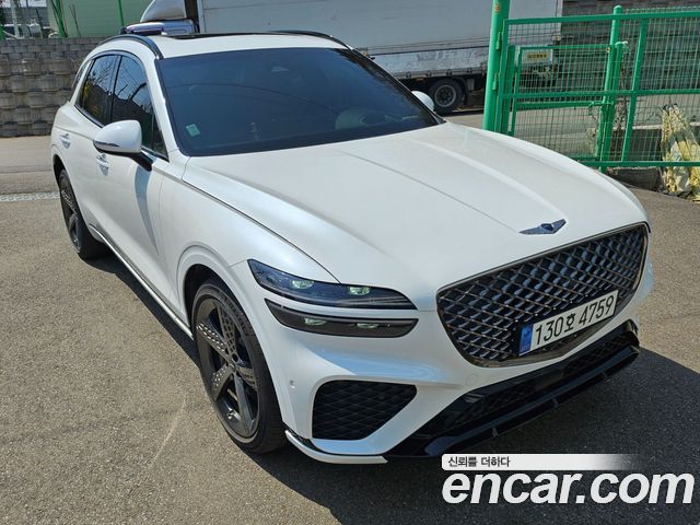 Genesis GV70 2.5T Gasoline 2WD — пробег 28 000 км — фото 3 из 5