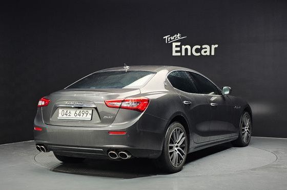 Maserati Ghibli 3.0 Diesel 3rd — пробег 120 976 км — фото 2 из 5