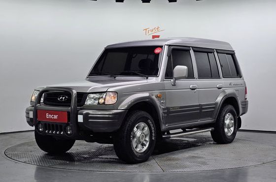 Hyundai Galloper 9-Seater V6 LPG — пробег 251 321 км — фото 1 из 5